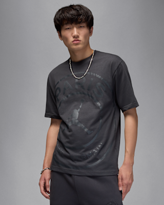 Paris Saint-Germain Men's T-Shirt. Nike.com